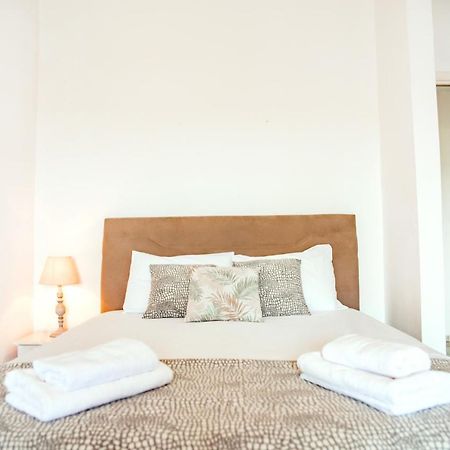 Filia Rooms & Apartments Agioi Apostoloi  Bagian luar foto