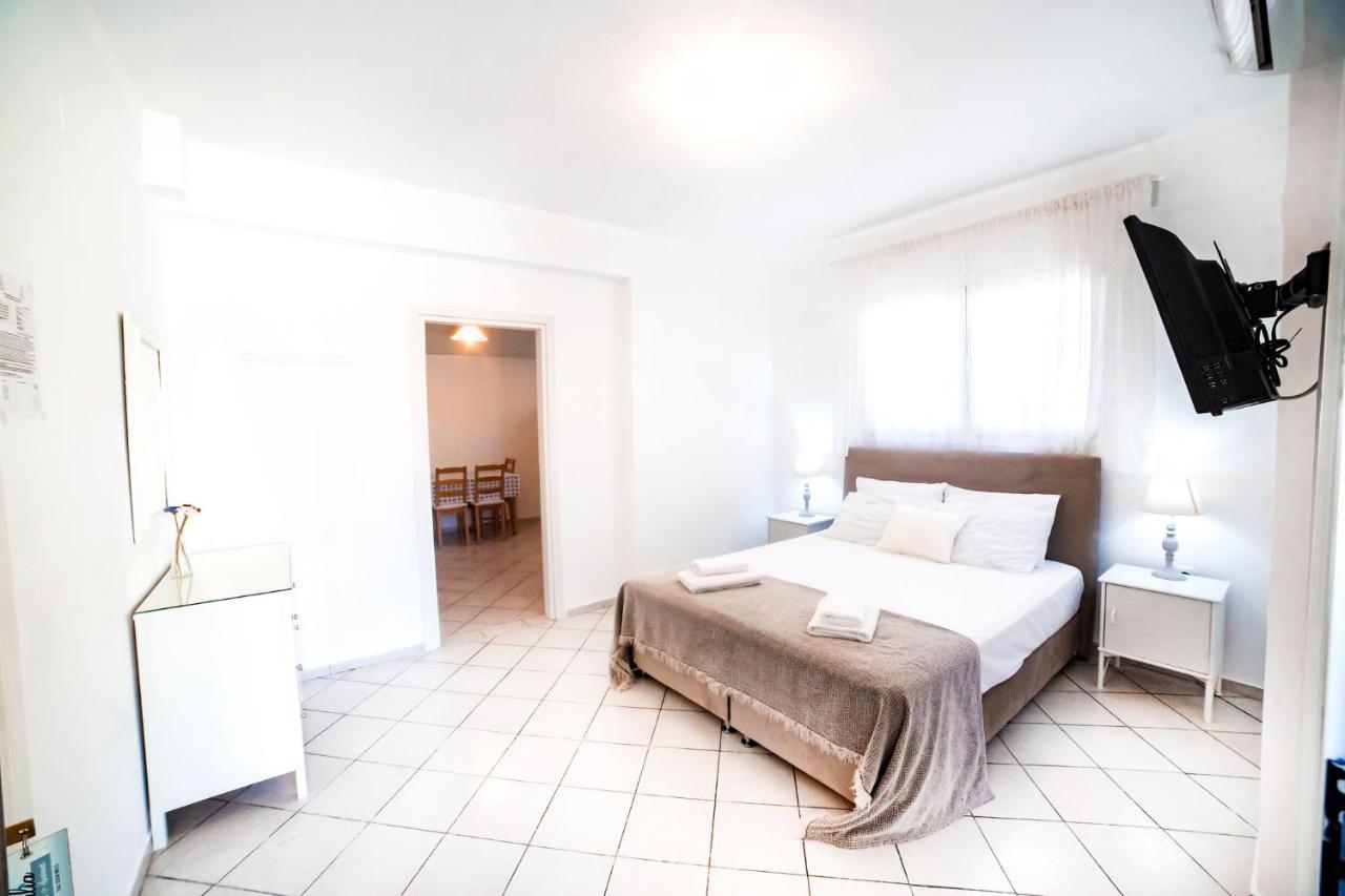 Filia Rooms & Apartments Agioi Apostoloi  Bagian luar foto