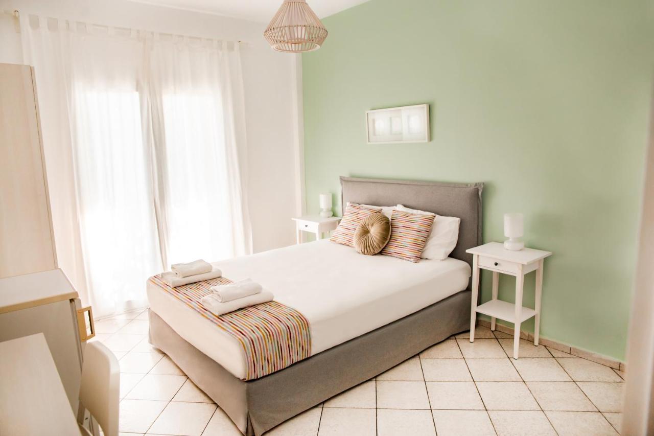 Filia Rooms & Apartments Agioi Apostoloi  Bagian luar foto