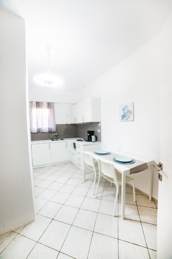 Filia Rooms & Apartments Agioi Apostoloi  Bagian luar foto